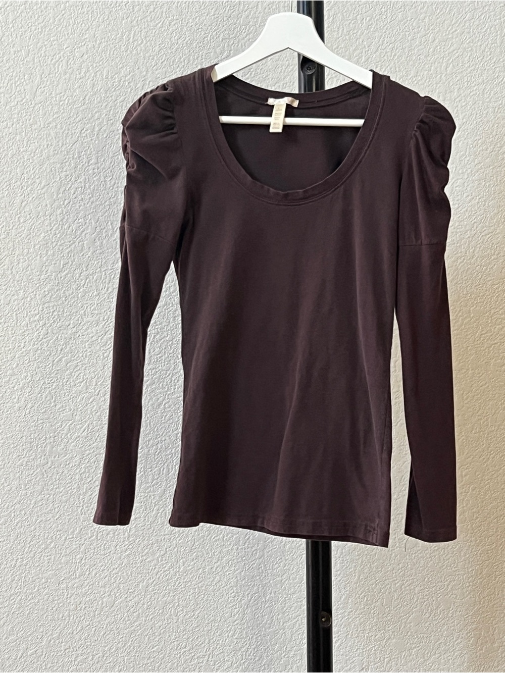 Scoop Neck Long-Sleeve Top with Puff Shoulders - Dark Brown